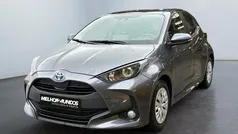 Cinza Usado 2022 Toyota Yaris Hybrid Business Edition | € 17.990 (Super Preço)