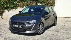 Cinza escuro Usado 2023 Peugeot 208 Active Citadino | € 19.500 (Preço justo)