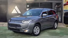 Cinza Usado 2014 Mitsubishi Outlander P-HEV Intense+ SUV | € 14.990 (Preço justo)