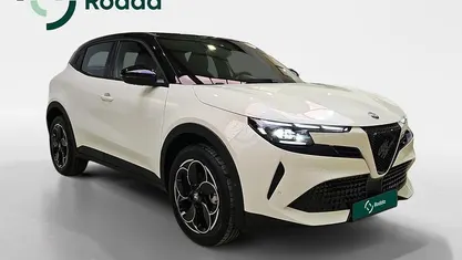 Outro Novo 2025 Alfa Romeo Junior SUV | € 38.990 (Preço justo)