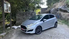 Cinzento Usado 2017 Ford Fiesta Citadino | € 10.999 (Preço justo)