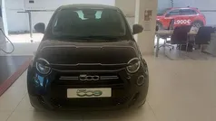 Branco Novo 2025 Fiat 500e Red Citadino | € 25.800 (Preço justo)