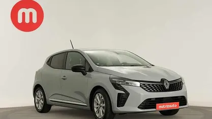 Cinzento Usado 2025 Renault Clio V | € 19.999 (Preço justo)