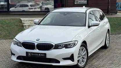 Branco Usado 2021 BMW 330 Sport Line Sedan | € 22.990 (Super Preço)