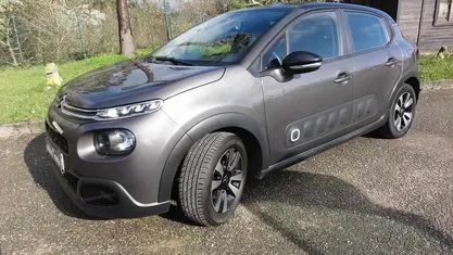 Usado Citroën C3 82 HP (60 kW) 2019 Cinzento Citadino