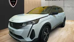 Branco Usado 2021 Peugeot 5008 Monovolume | € 22.950 (Preço justo)