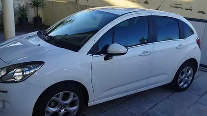 Branco Usado 2016 Citroën C3 Citadino | € 8.500 (Preço justo)