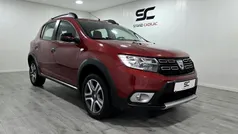 Vermelho Usado 2019 Dacia Sandero Stepway SUV | € 12.980 (Preço justo)