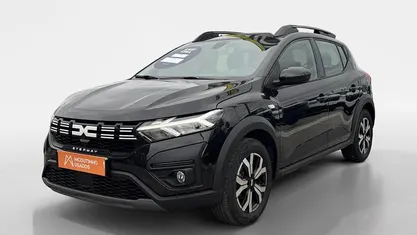 Preto Usado 2024 Dacia Sandero Expression | € 16.623 (Preço justo)