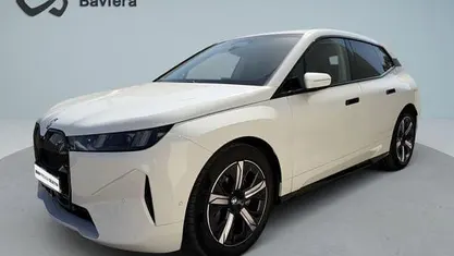 Usado BMW iX 300 kW (408 HP) 2025 Branco SUV