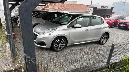 Usado 2016 Peugeot 208 Active Citadino | € 9.500 (Preço justo)
