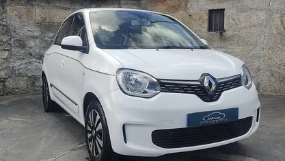 Usado Renault Twingo Intens 90 HP (66 kW) 2022 Branco Citadino