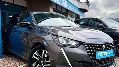 Usado 2022 Peugeot 208 Allure Citadino | € 16.950 (Super Preço)