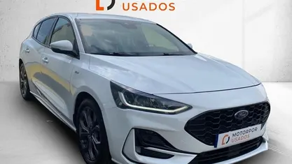Branco Usado 2023 Ford Focus ST-Line | € 18.910 (Preço justo)