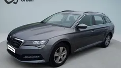 Cinzento Usado 2022 Skoda Superb Ambition Carrinha | € 25.490 (Bom preço)