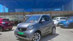 Cinzento Usado 2017 Smart ForTwo Electric Drive Passion Cabrios | € 10.900 (Bom preço)