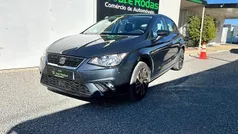 Cinza Usado 2019 Seat Ibiza Style Citadino | € 12.900 (Preço justo)