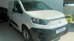 Branco Usado 2023 Fiat Doblò Monovolume | € 17.450 (Bom preço)