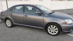 Castanho Usado 2004 Toyota Avensis | € 3.999 (Preço justo)