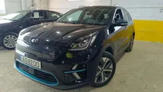 Preto Usado 2021 Kia e-Niro SUV | € 21.600 (Bom preço)