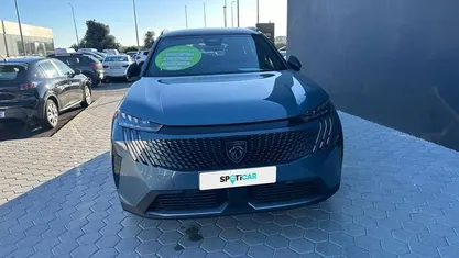 Usado Peugeot 5008 GT 145 HP (106 kW) 2025 Branco Monovolume