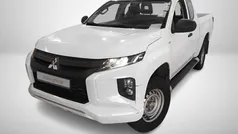 Branco Usado 2020 Mitsubishi L200 Invite Pickup | € 26.990 (Bom preço)