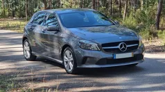 Cinza Usado 2017 Mercedes A160 Urban | € 16.900 (Preço justo)