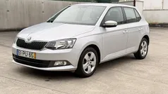 Cinza Usado 2015 Skoda Fabia | € 6.900 (Preço justo)
