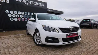 Branco Usado 2019 Peugeot 308 | € 11.990 (Preço justo)