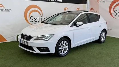 Usado Seat Leon Style 115 HP (84 kW) 2019 Branco