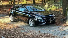 Preto Usado 2015 Volvo V40 Summum Sedan | € 12.990 (Preço justo)