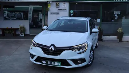 Branco Usado 2019 Renault Mégane IV Carrinha | € 10.900 (Preço justo)