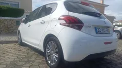 Usado 2018 Peugeot 208 Citadino | € 10.500 (Preço justo)