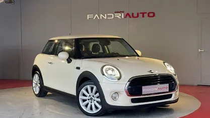 Usado Mini Cooper Chili 136 HP (100 kW) 2017 Branco Citadino