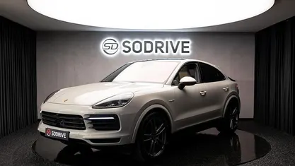 Usado Porsche Cayenne 462 HP (339 kW) 2022 SUV