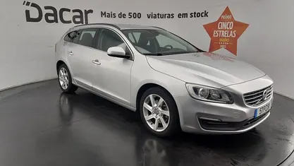 Cinzento Usado 2015 Volvo V60 Carrinha | € 9.000 (Preço justo)