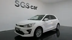 Branco Usado 2022 Kia Rio | € 14.800 (Preço justo)