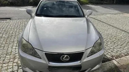 Usado Lexus IS250 208 HP (152 kW) 2006 Cinzento