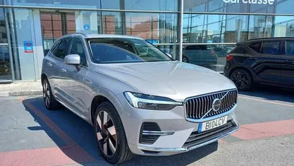 Cinzento Usado 2024 Volvo XC60 SUV | € 54.900 (Preço justo)