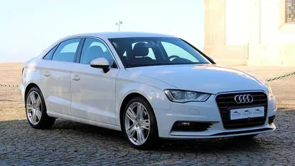 Usado 2015 Audi A3 Attraction Sedan | € 13.750 (Bom preço)