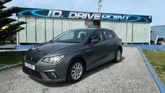 Cinzento Usado 2018 Seat Ibiza | € 11.900 (Preço justo)