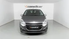 Cinzento Usado 2019 Peugeot 208 Allure Citadino | € 10.980 (Bom preço)