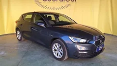 Cinza Usado 2022 Seat Leon Style | € 19.500 (Preço justo)