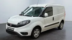 Branco Usado 2022 Fiat Doblò Lounge Monovolume | € 14.990 (Preço justo)