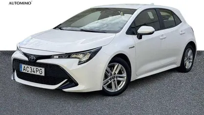 Branco Usado 2020 Toyota Corolla Comfort | € 22.480 (Preço justo)