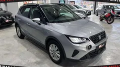 Cinzento Usado 2023 Seat Arona Style SUV | € 17.900 (Preço justo)