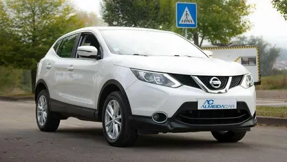 Usado 2015 Nissan Qashqai Acenta SUV | € 9.990 (Super Preço)
