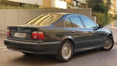 Cinzento Usado 2001 BMW 523 Sedan | € 9.000