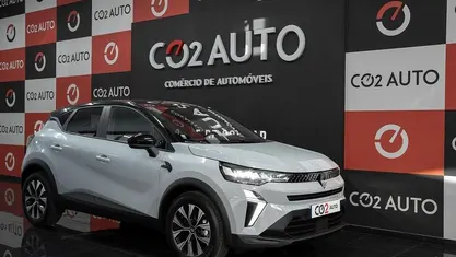 Usado 2025 Renault Captur SUV | € 24.900 (Preço justo)