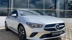 Cinzento Usado 2023 Mercedes CLA180 Style Sedan | € 38.490 (Bom preço)